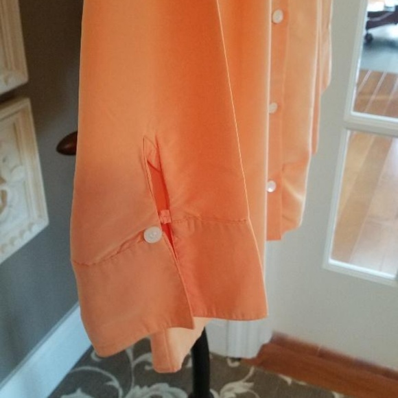 Liz Clayborne Blouse - Picture 3 of 4